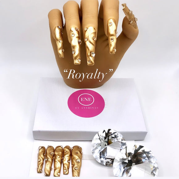 “Royalty“ 10pc ENE Hand Set (Made to Order)